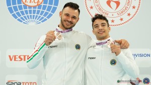 podio mag team foto simone ferraro sfa06567